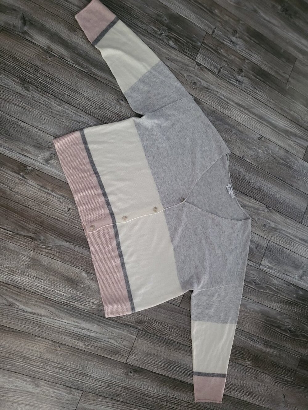 Cashmere Blend Colorblock V-Neck Cardigan Grey Cream 2X - Picture 5 of 8